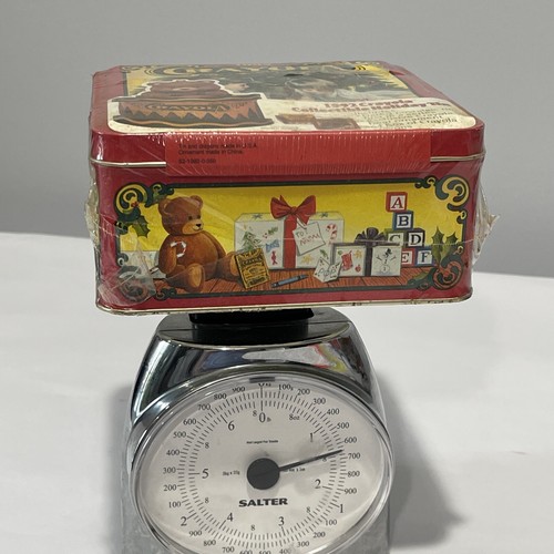 Vintage 1992 Crayola Collectible Holiday Tin bear ornament 64 crayons SEALED - Picture 17 of 17