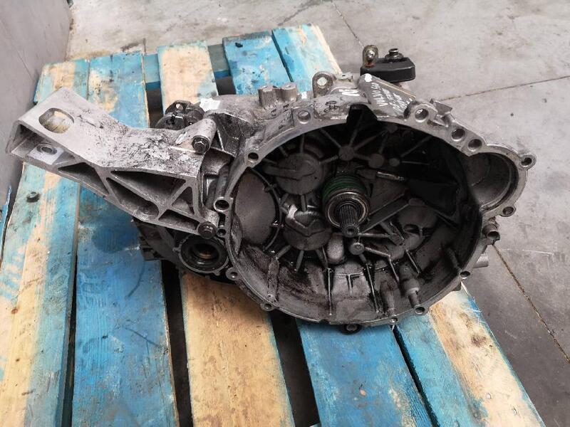 ポルシェ製のソリ ポルシェ992911カレラS4 SGTSリムハブ用カスタム鍛造センター