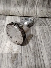 Briggs & Stratton pistion 792004 rod 499424 