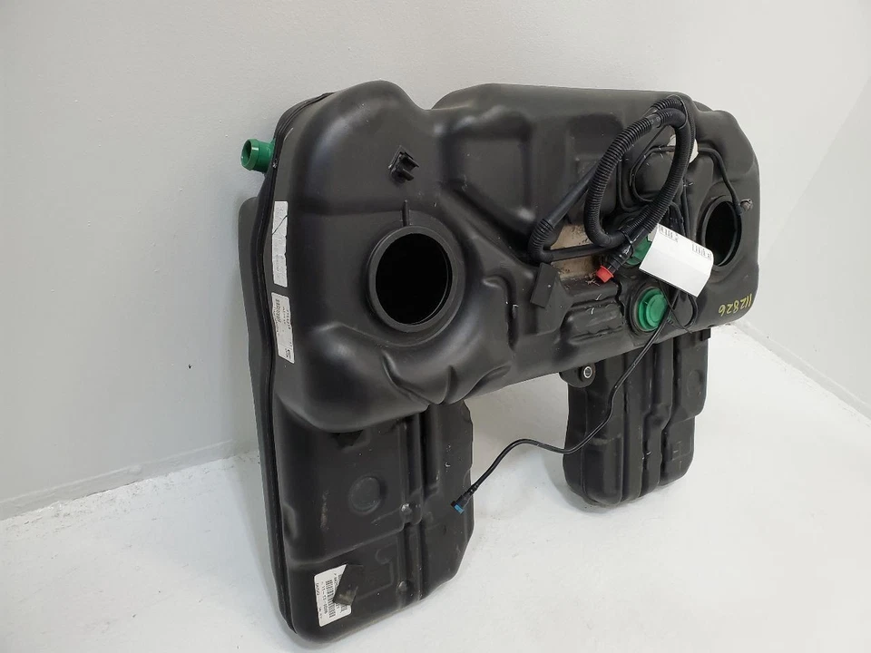 2007-2016 BMW X5 Fuel Tank 22.5 Gallon 16117195461 Foto 3 de 4