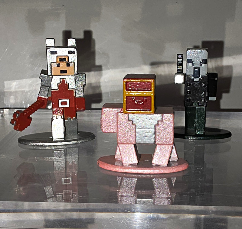 Minecraft Metal Mini Figures Mixed Lot 3 Pig & Characters, 2 in
