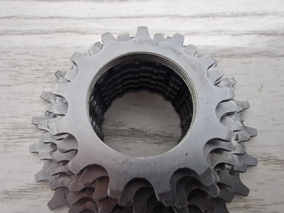Vintage Suntour 7 Speed Road Bicycle Cassette 13-24t Racing Bike Parts VGC - Image 2 of 4