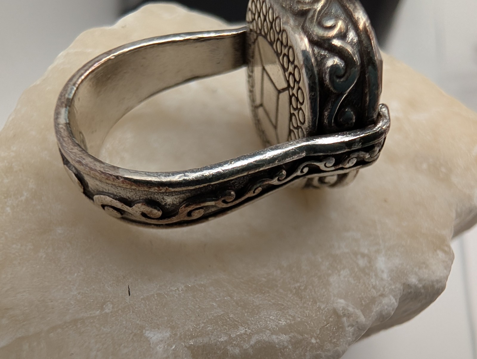 Brighton Silver Tone Scroll Statement Ring Smoky … - image 2