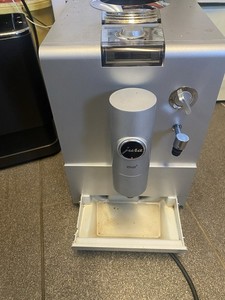 Jura Ena 3 Kaffeevollautomat. Gebraucht. Defekt, reparaturbedürftig