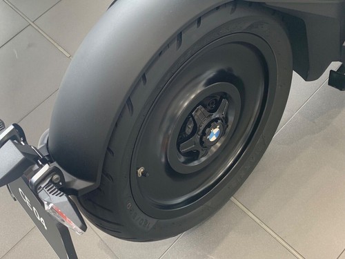 Kit accesorios completos bmw ce04 - Imagen 2 de 8
