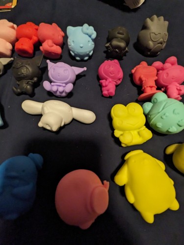 UCC Distribution Hello Kitty & Friends Squishies Komplettsatz 24 Blindbag - Bild 2 von 6