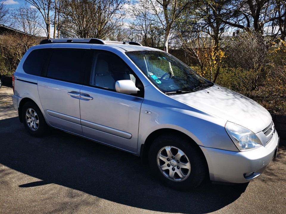 Kia carnival 2008