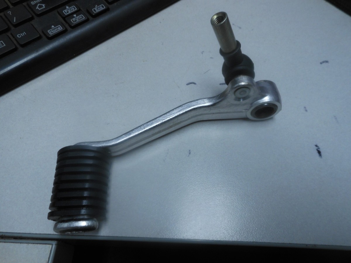 NOS Yamaha OEM Shift Pedal Assembly 83 XVZ12 84-85 XVZ1200 26H