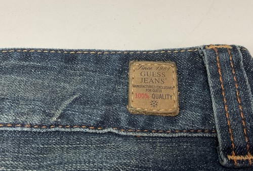 Womens GUESS Vintage Daredevil Boot Cut Low-Rise Jeans Size 31 Dark Wash Wide - Picture 10 of 11