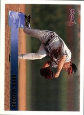 1996 Topps Greg Maddux #318 Atlanta Braves Pitcher MLB Baseball Card HOF Legends