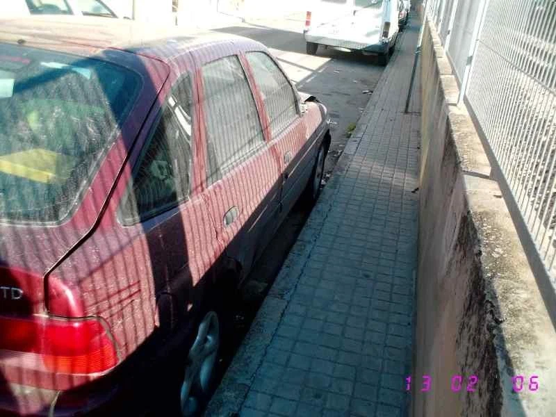 ELEVALUNAS TRASERO IZQUIERDO / 4330211 PARA FORD ESCORT BERL./TURNIER GHIA BERLI - Image 4 of 4