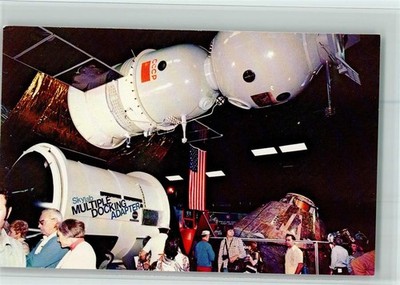 10512541 - No. 151411 - NASA - History at Kennedy Space Center Postcard Good