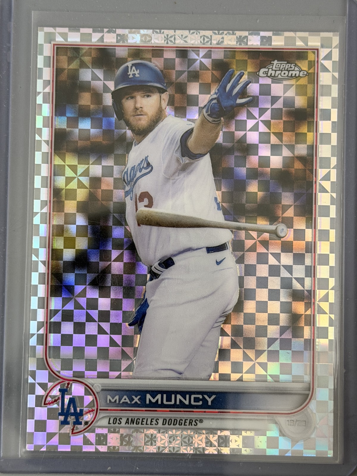 2022 Topps Chrome - Max Muncy #42 X-Fractor