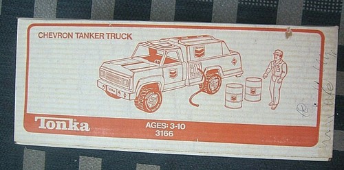 VINTAGE COLLECTIBLE TONKA PRESSED STEEL CHEVRON TANKER TRUCK 3166 MIB, NOS - Picture 3 of 6