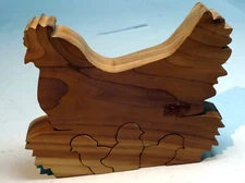 AROMATIC RED CEDAR 6X3X0.5" Wood carved Chicken Chicks moth repellant storage