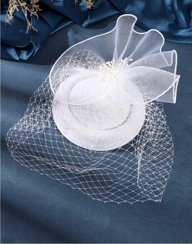 Fascinator Bridal Veil Hat with Alligator Hair Clip in 2 Colors