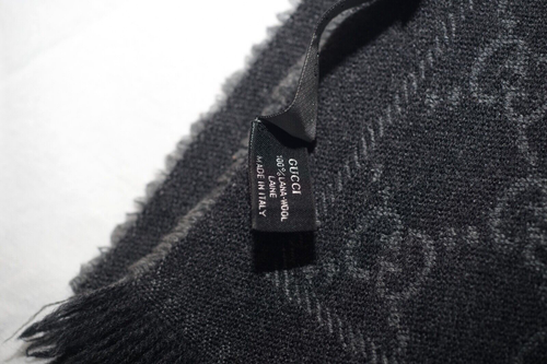 Sciarpa Gucci GG Modello Jacquard Lavorata a Maglia 100% Lana Due Toni - Foto 5 di 5
