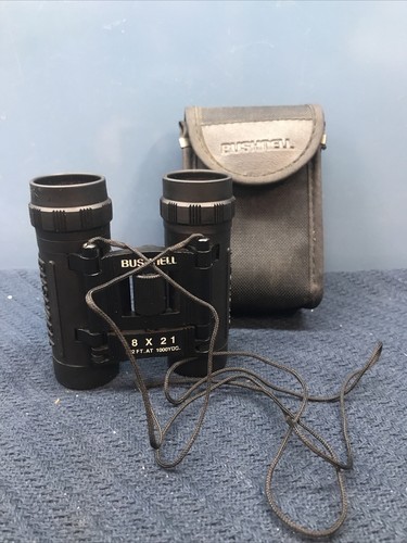Compact Bushnell 8 x 21 Binoculars 392 Ft. at 1000 Yds - Adjustable Focus+Case - Picture 2 of 4