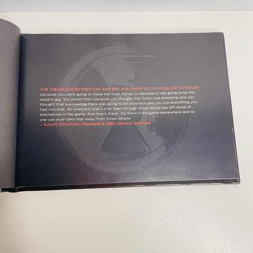 Libro de arte Duke Nukem Forever History Legacy & Legend Art From The Vaults PS3 Xbox - Imagen 3 de 23