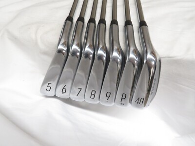 Used Titleist T200 Iron Set 5-PW, 48* AMT Black R300 Regular Flex