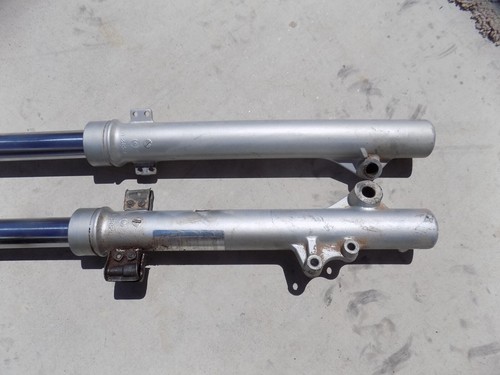 Horquilla delantera izquierda derecha Kawasaki KLR 250 85-05 - Imagen 6 de 7