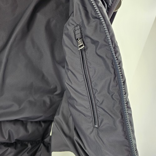 MONCLER Contrin $1130 Men's Navy Down Vest New - Picture 4 of 12