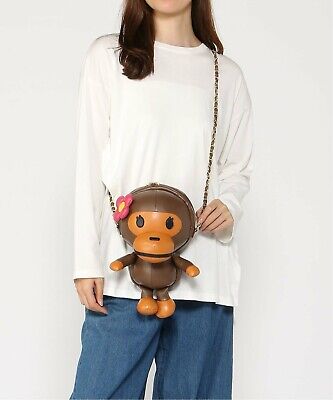 A BATHING APE BAPE BABY LISA PLUSH DOLL SHOULDER BAG H12.6 A BATHING APE BAPE BABY LISA PLUSH DOLL SHOULDER BAG H12.6