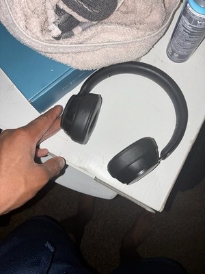 Beats Solo Pro Wireless Headphones Noise Cancelling Bluetooth Black Lightning