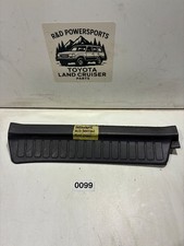 1991-1997 Toyota Land Cruiser Fj80 Fzj80 Oem Gray Right Door Sill 67917-60010 1991-1997 Toyota Land Cruiser Fj80 Fzj80 Oem Gray Right Door Sill 67917-60010