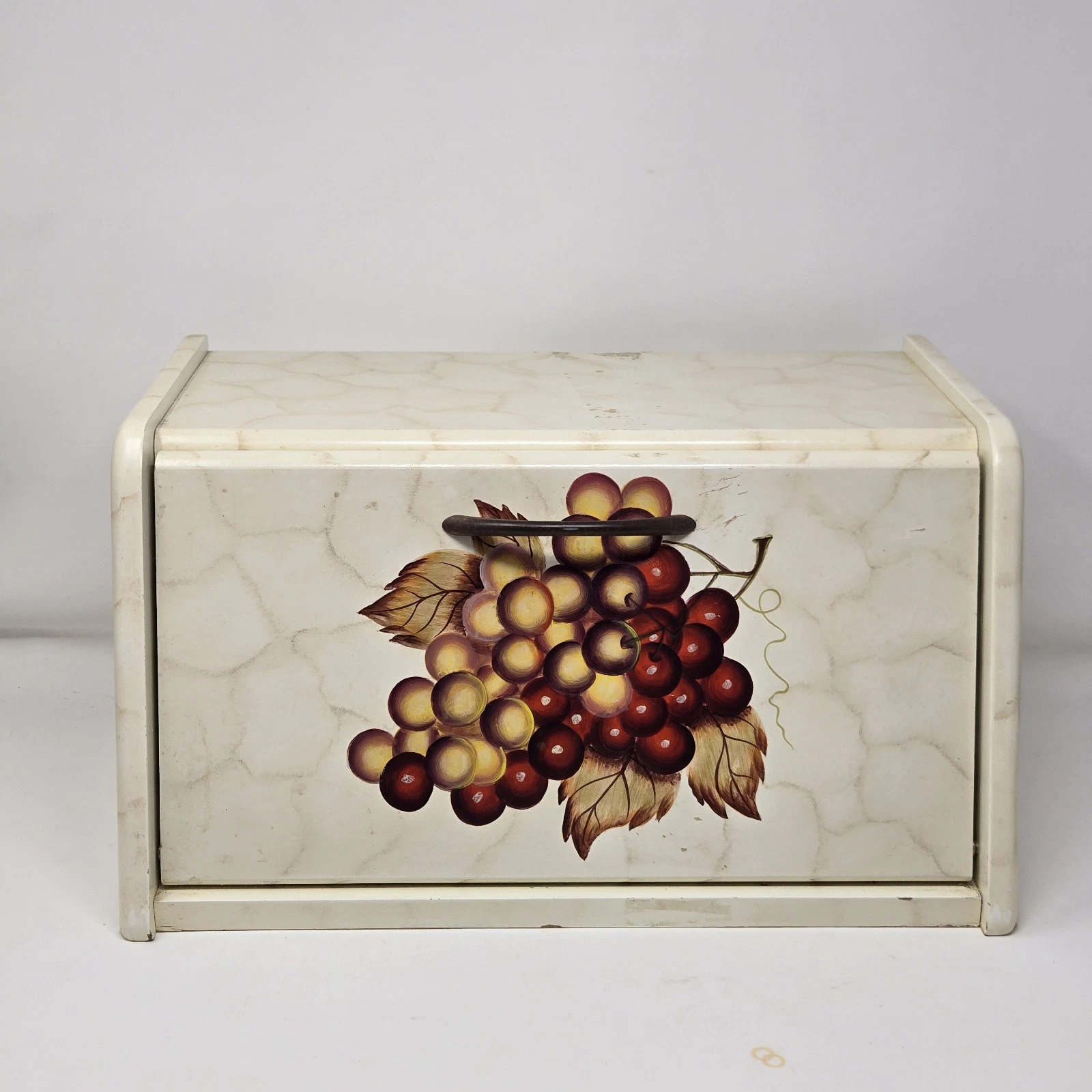 VINTAGE Large 15.5"W COUNTER TOP WOODEN BREAD BOX WITH TOP OPENING LID .. READ