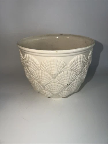 Vintage Haeger USA Cream Sea Shell Pottery Jardiniere Planter #5077