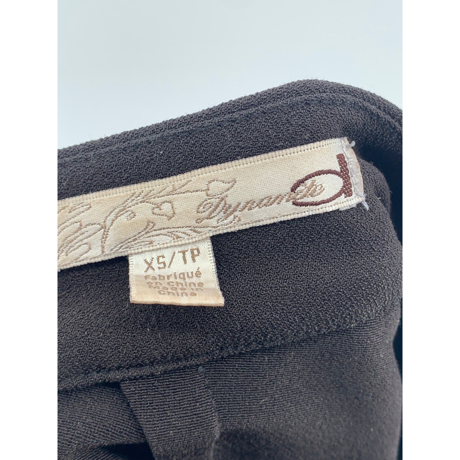 DYNAMITE Women's Black Solid Asymmetrical Slit-He… - image 7