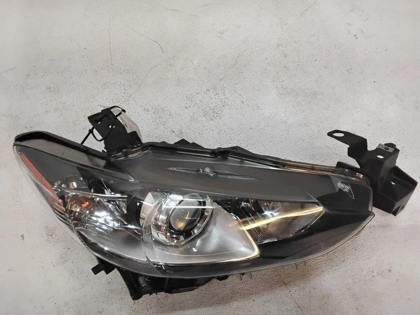 Conjunto de faros de repuesto lado del pasajero para Mazda 6 2016 Foto 4 de 4