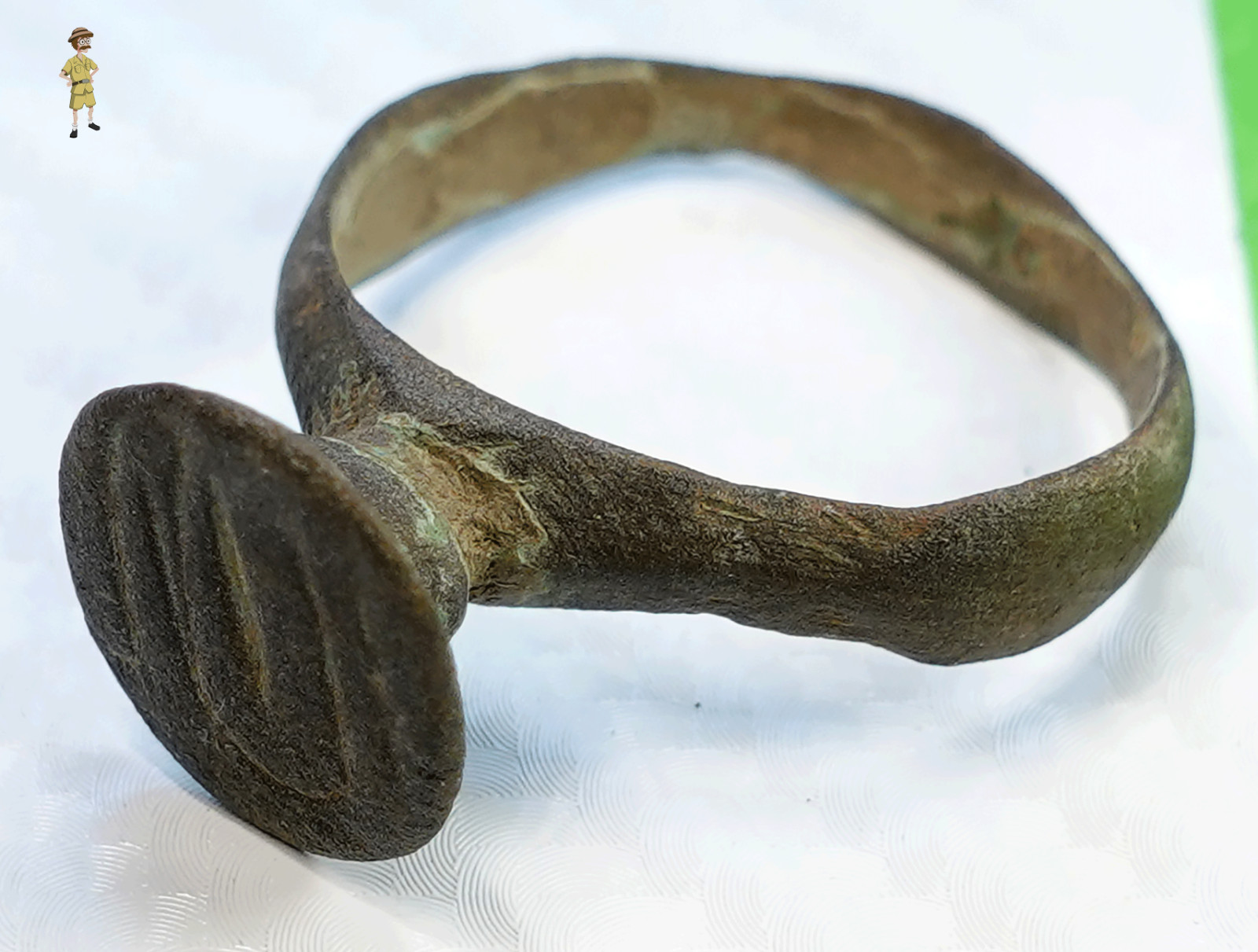 ✅ KNIGHTS TEMPLAR BRONZE RING WITH ENGRAVING ON TOP 11th - 14th CENTURY