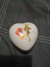 Vintage Royal Worcester Porcelain Palissy Heart Shaped Trinket Box Lavender 