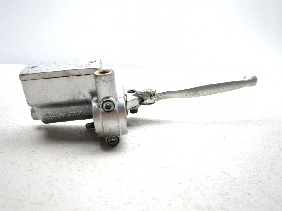 91-93 Suzuki GSX1100 G GSX 1100 Right Front Brake Master Cylinder - Image 4 of 4