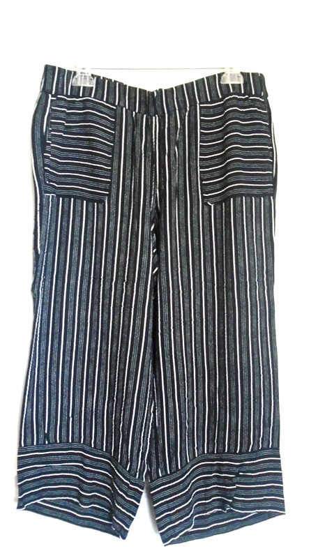 LOFT PETITES Dark Black & White Stripes Design Viscose Capri Pants Size L/P!