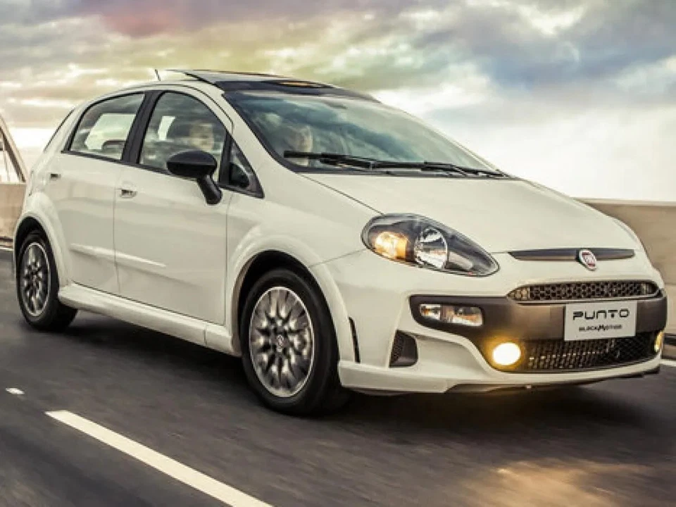 Juego de escobillas limpiaparabrisas delanteras 26" 15" traseras 11" para Fiat Punto 2012-2018 Foto 4 de 4