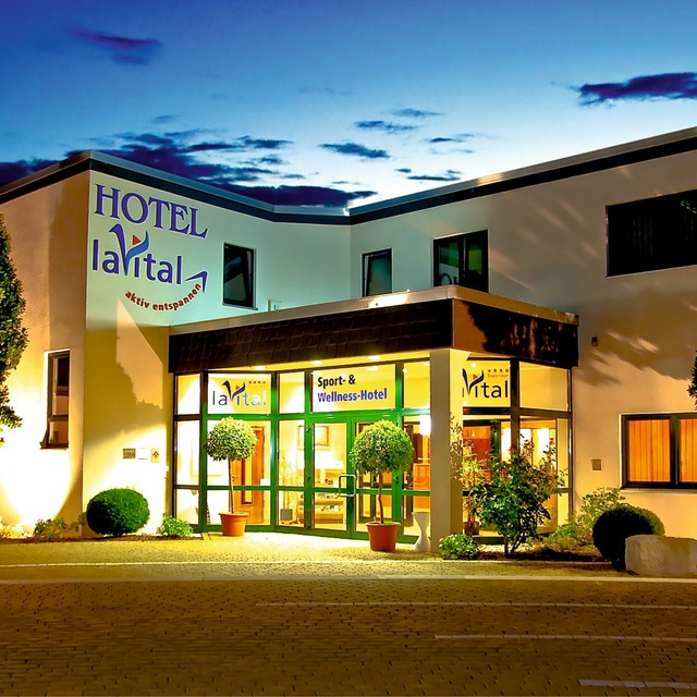 Wellness Gutschein 4* Sport Hotel 2 Tage 2 Personen | Kurzreise Lüneburger Heide Wellness Gutschein 4* Sport Hotel 2 Tage 2 Personen | Kurzreise Lüneburger Heide