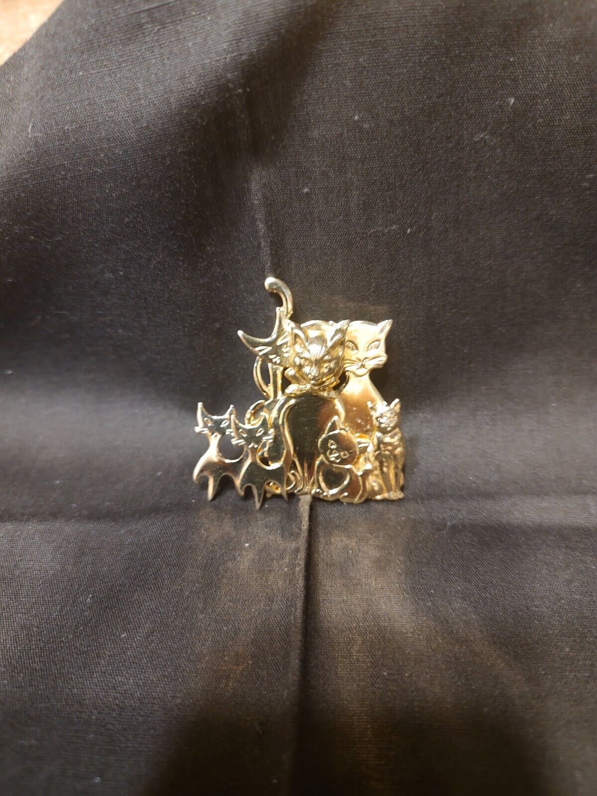 Picture 1 of 5