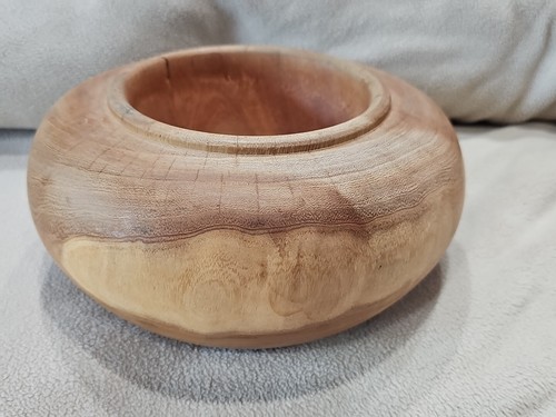 Pair Of Wood Trinket Bowls Smooth 6", 9" RDR Signed - Picture 9 of 16