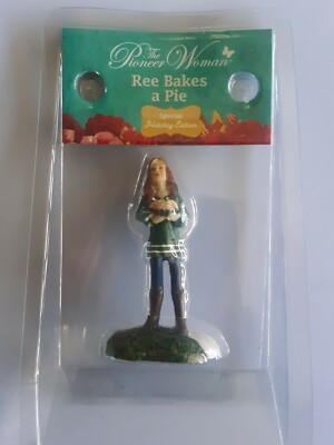 The Pioneer Woman Ree Bakes a Pie Special Holiday Edition