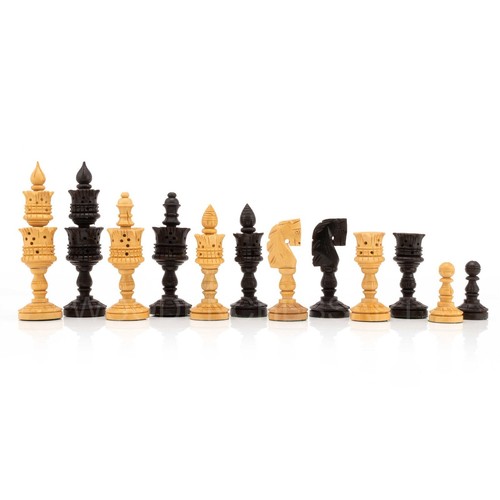 4,7 Zoll Lotus handgeschnitzte Schachfiguren nur in goldenem Palisander  - Bild 3 von 7