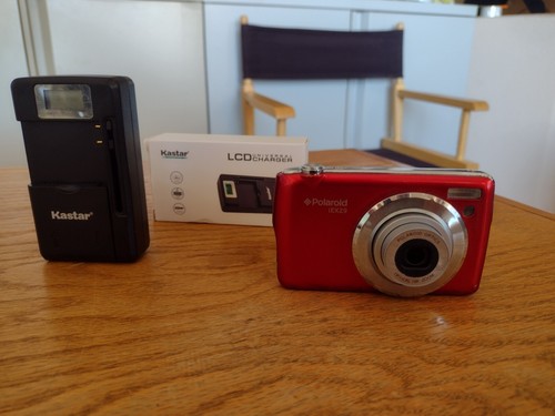 Appareil photo numérique 18 mégapixels Polaroid IEX29 rouge neuf batterie/chargeur 8 Go SD testé