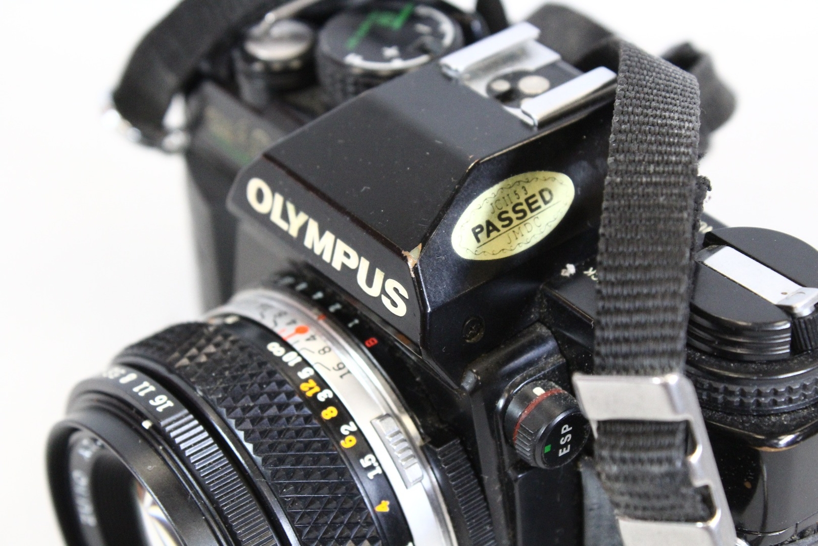 OLYMPUS OM40 Program SLR Camera With Olympus 50mm f/1.8 OM Mount Lens