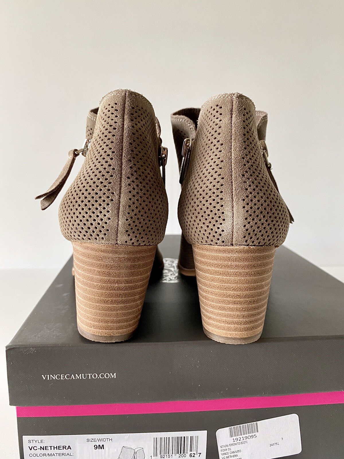 vince camuto cinneys