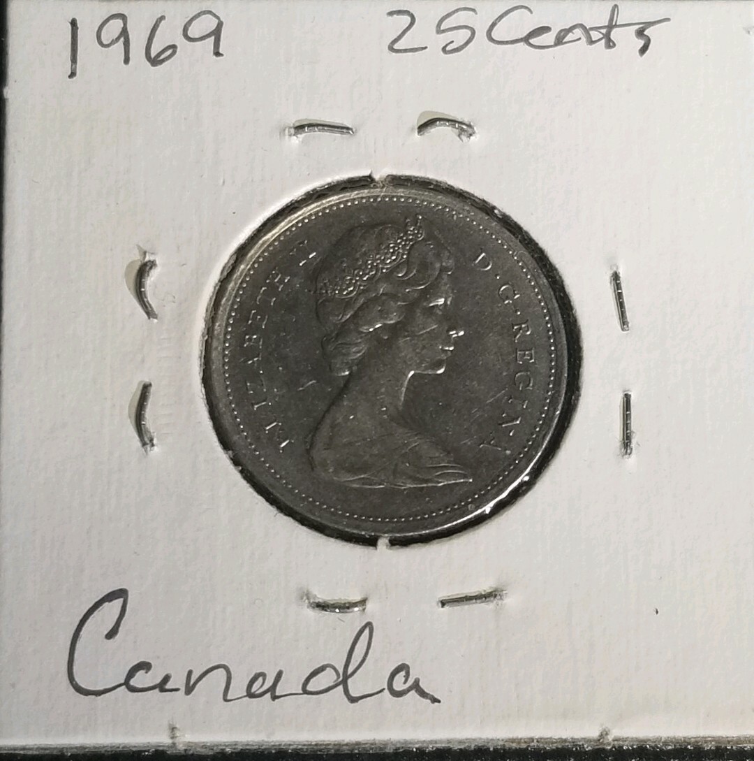 1969 Canadian Caribou 25 Cent Coin - Quarter - Queen