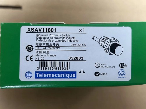 1PC NEW Schneider XSAV11801 Free Shipping #AA0 - Picture 2 of 4