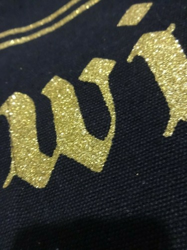 Wicked Black and Gold Glitter Table Runner 13" x 72" Halloween New - Picture 2 of 2