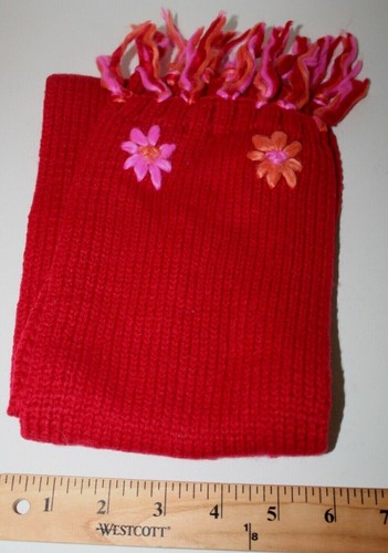 Pumpkin Patch Girl's Hat and Scarf Knit Red Size (5-11 years old) - Picture 6 of 6